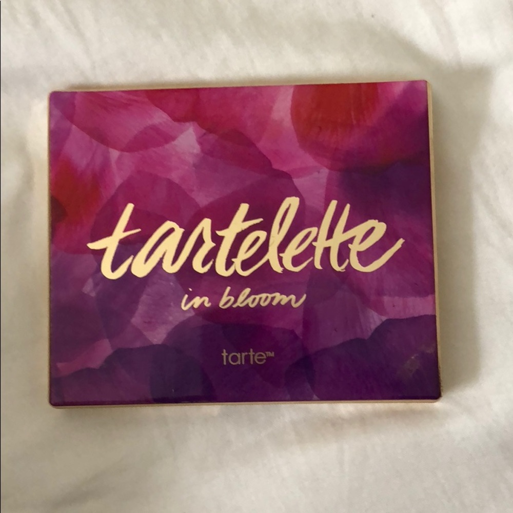 tarte tartlelette in bloom palette